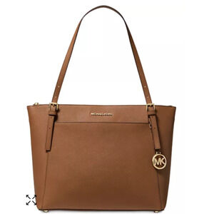 NEW Michael Kors VOYAGER Large Saffiano Leather Tote NWOT